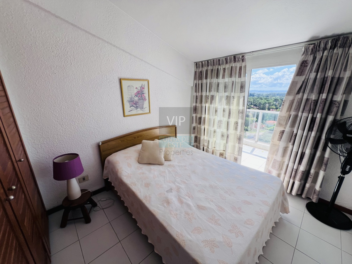 Apartamento ID.1002 - Penthouse en venta en Punta del Este con vista 