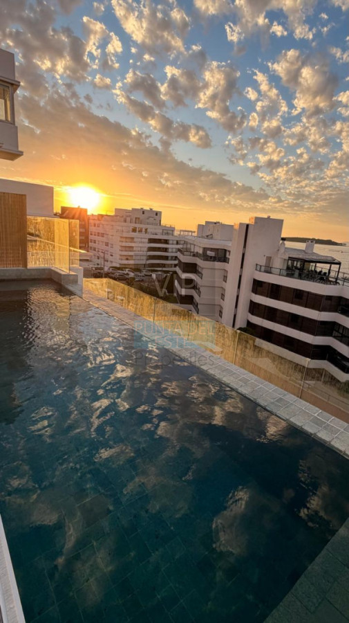 Apartamento ID.2752 - Apartamento 3 Dormitorios Puerto Punta del Este Vista al Mar - Piscina Privada