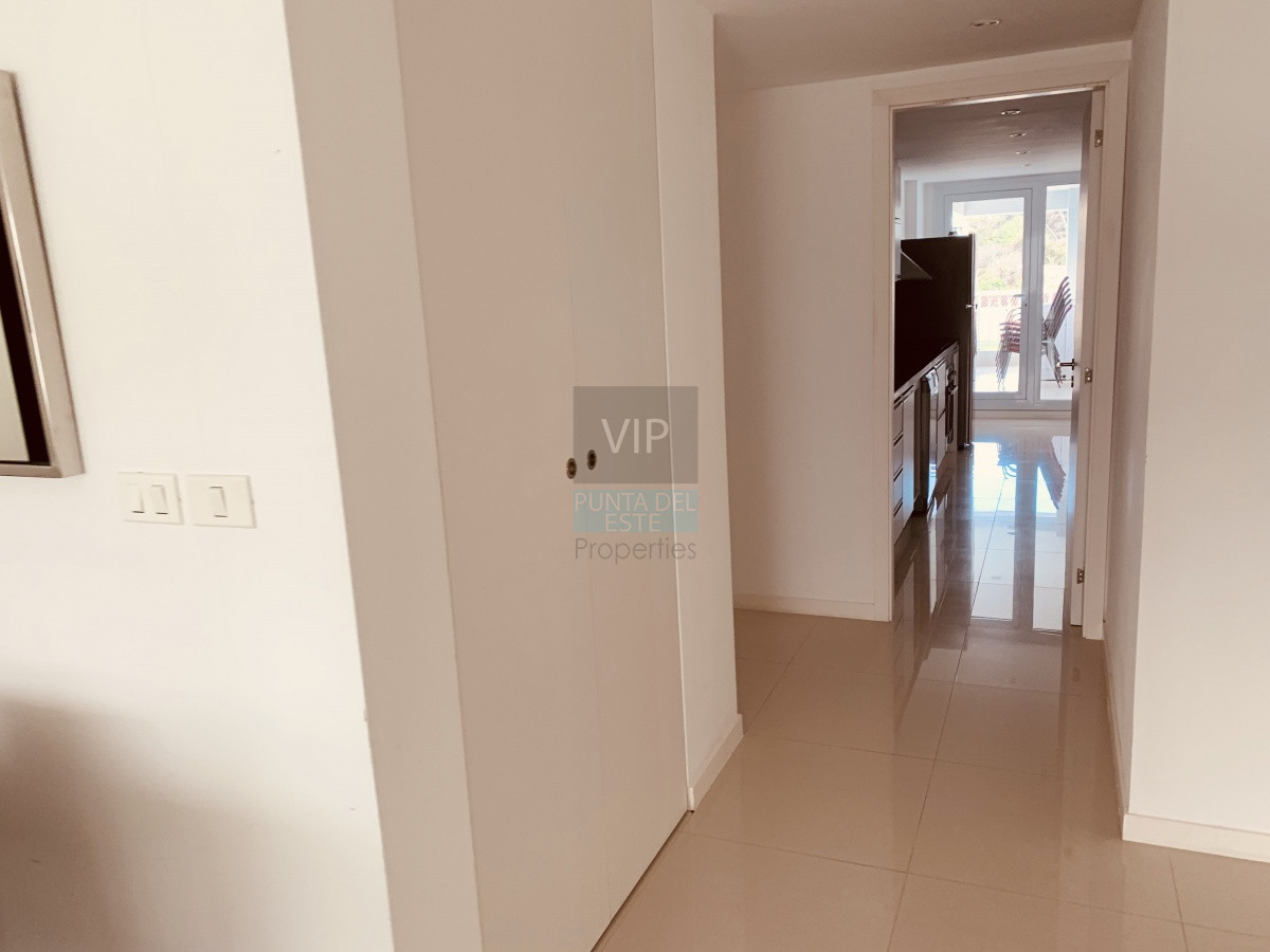 Apartamento ID.505 -  Penthouse de 3 dormitorios en playa mansa