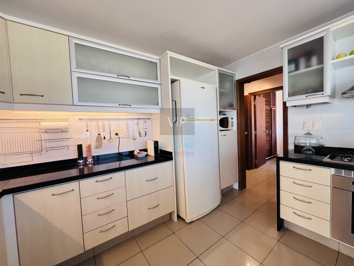 Apartamento ID.2003 - Venta apartamento 3 dormitorios playa mansa