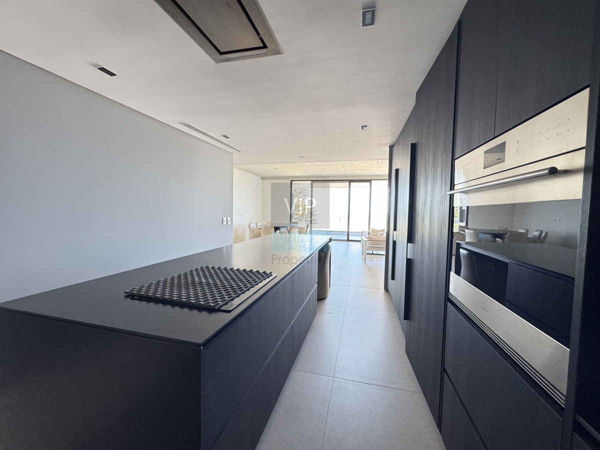 Apartamento ID.2735 - Apartamento Venta 3 dormitorios en La Barra Con Vista al Mar
