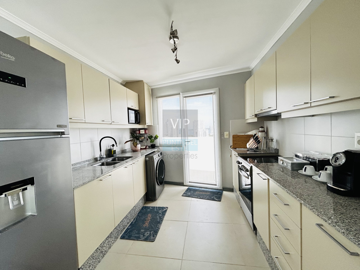 Apartamento ID.2383 - Venta de Penthouse de 3 dormitorios en Aidy grill - Punta del Este