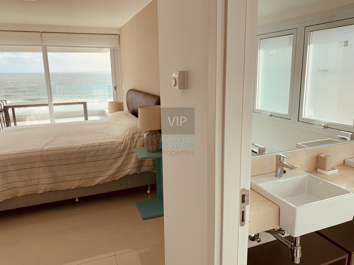 Apartamento ID.505 -  Penthouse de 3 dormitorios en playa mansa