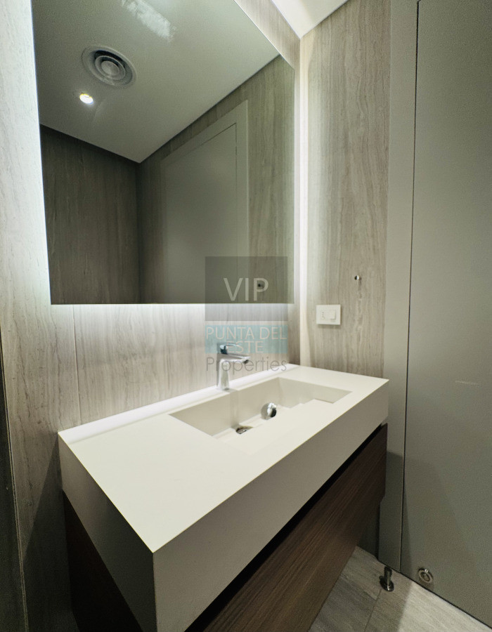 Apartamento ID.2735 - Apartamento Venta 3 dormitorios en La Barra Con Vista al Mar