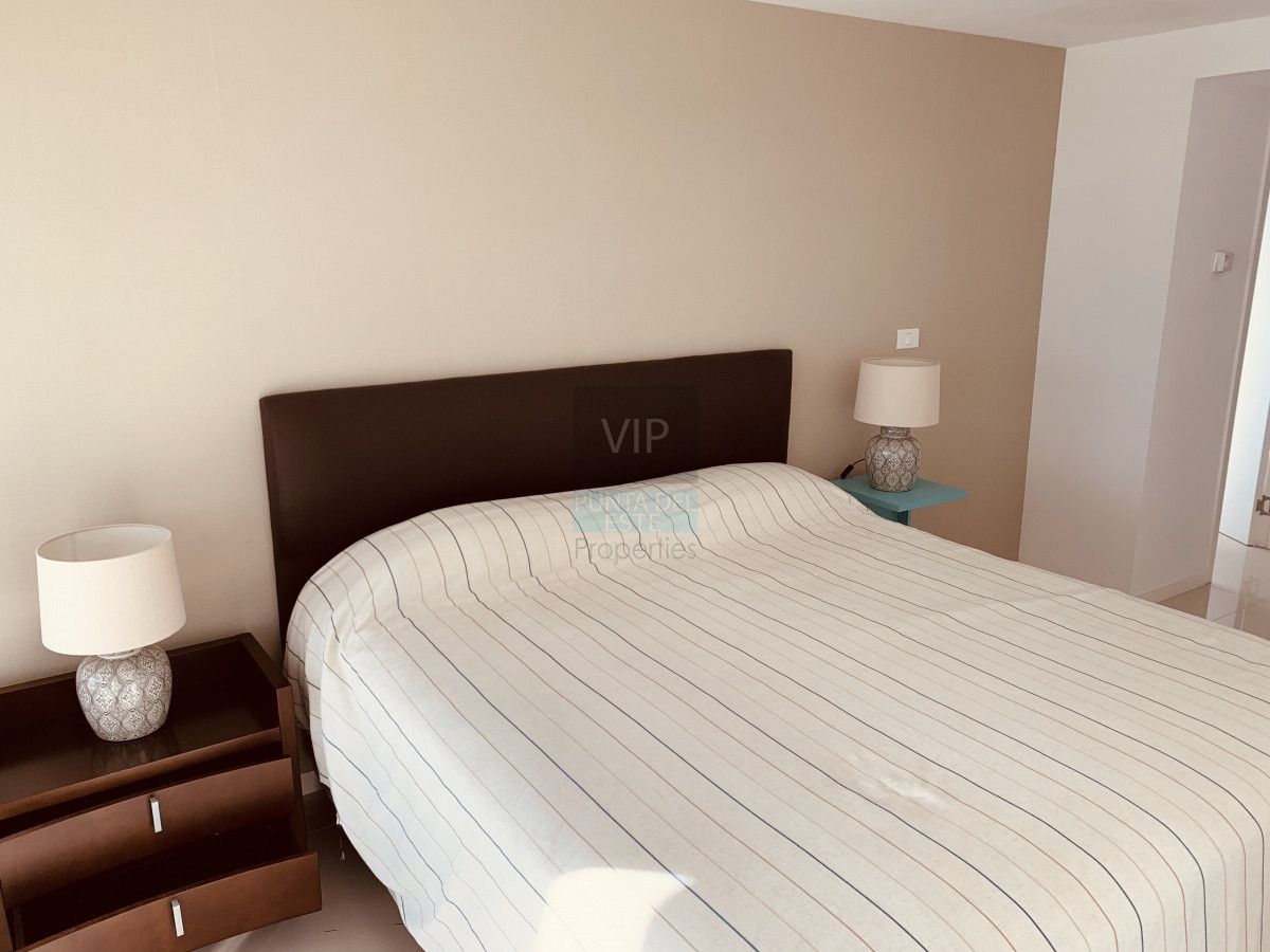 Apartamento ID.505 -  Penthouse de 3 dormitorios en playa mansa