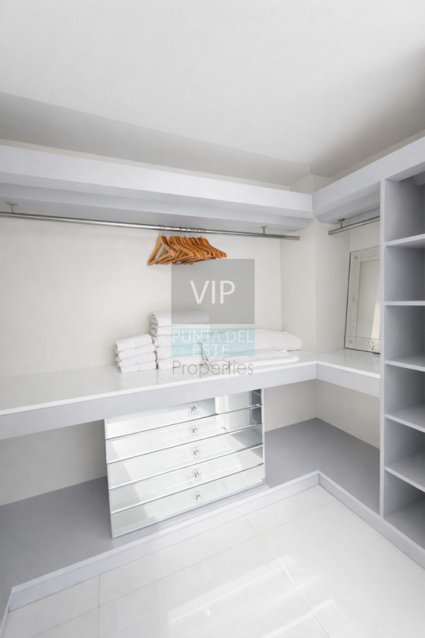 Apartamento ID.2750 - Penthouse exclusivo en Edificio Mythos | Vista plena al mar