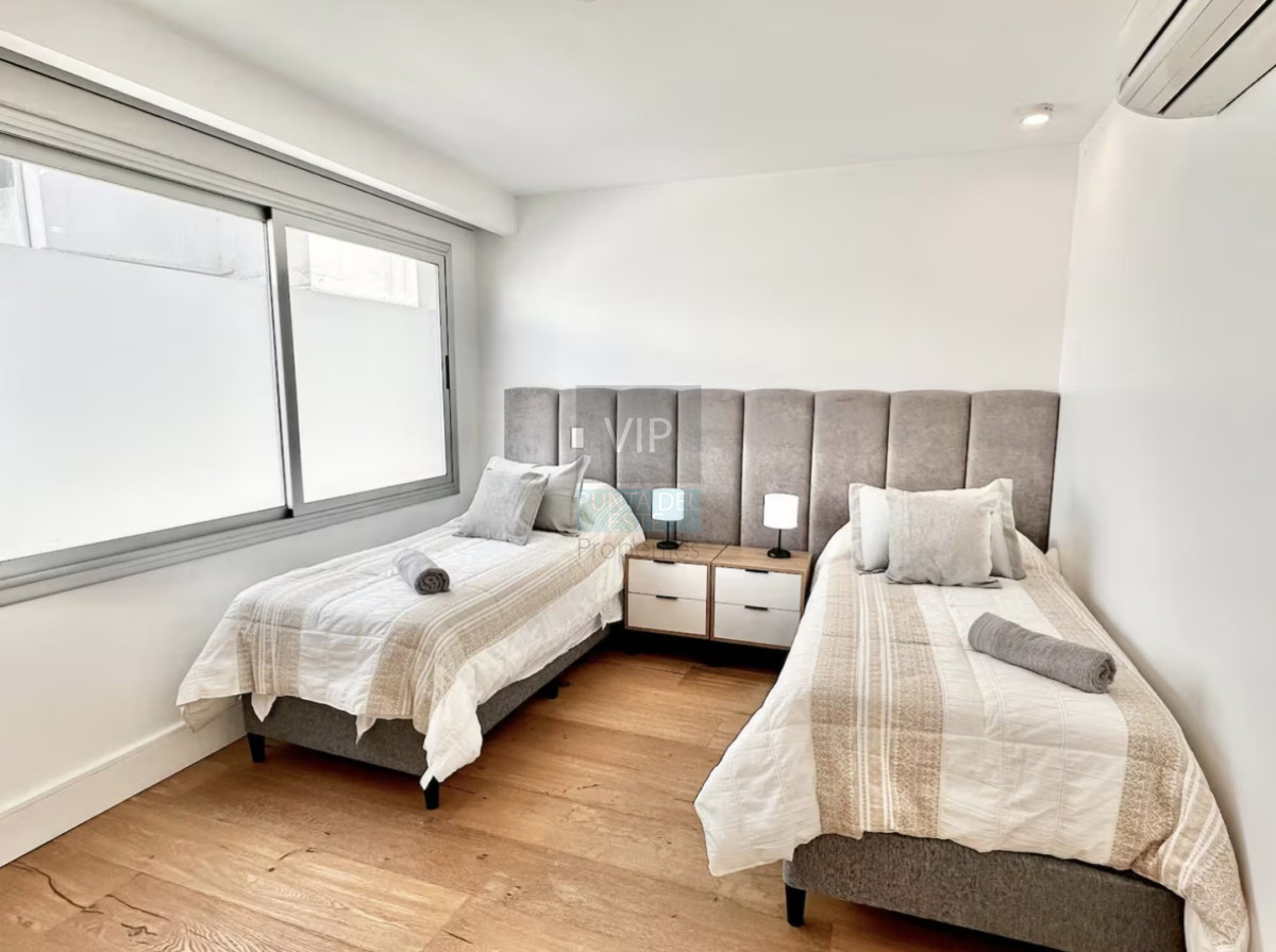 Apartamento ID.2752 - Apartamento 3 Dormitorios Puerto Punta del Este Vista al Mar - Piscina Privada
