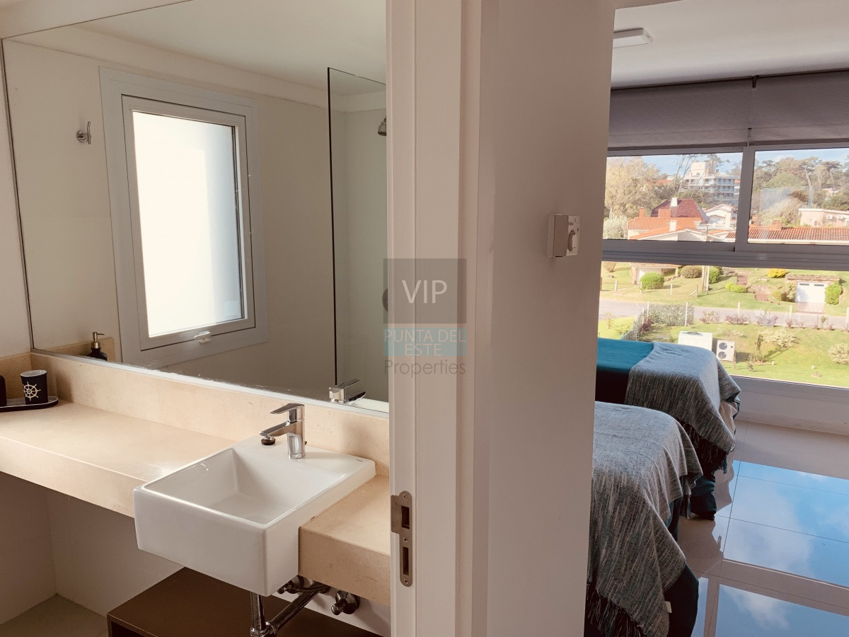 Apartamento ID.505 -  Penthouse de 3 dormitorios en playa mansa
