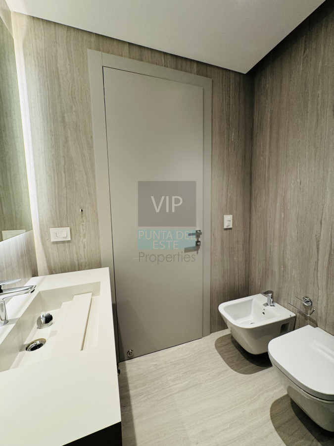 Apartamento ID.2735 - Apartamento Venta 3 dormitorios en La Barra Con Vista al Mar