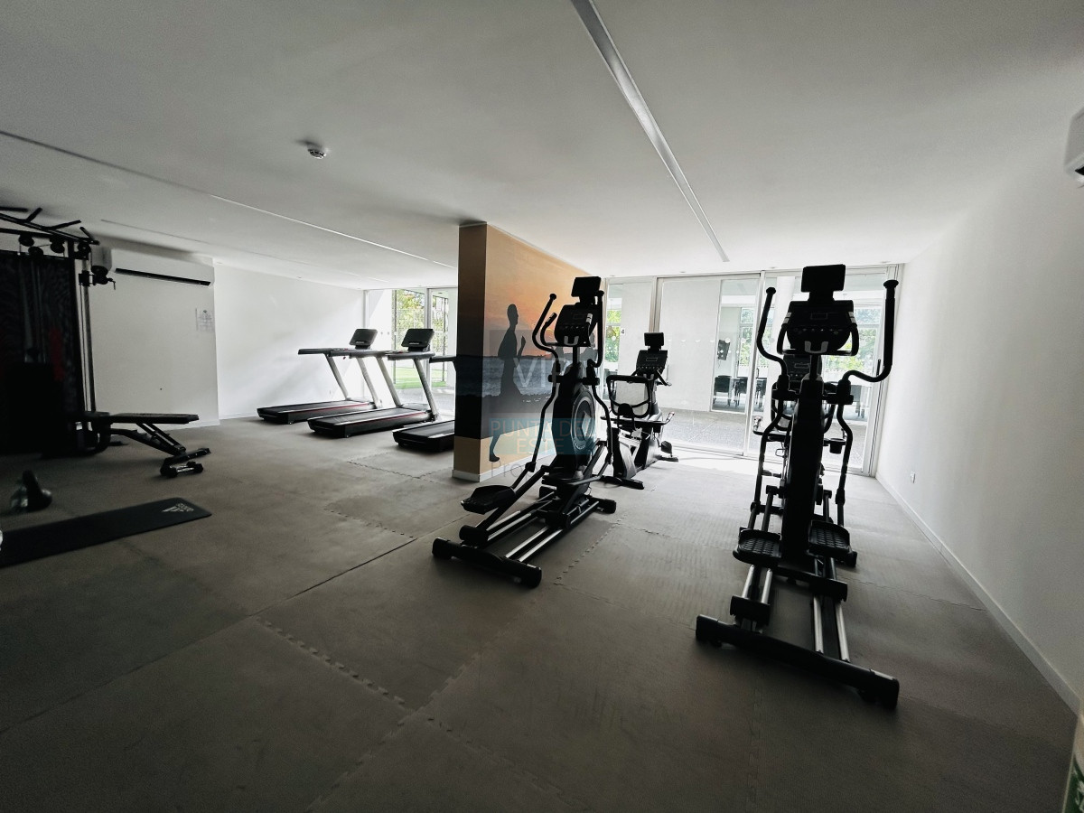 Apartamento ID.840 - Alquiler Temporal apartamento piso alto 1 dormitorio con amenities