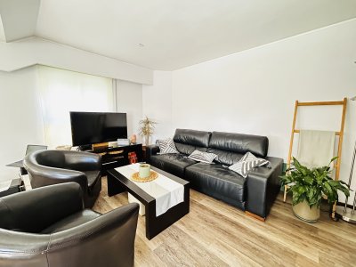 Apartamento 2 dormitorios con parrillero propio en Punta del Este
