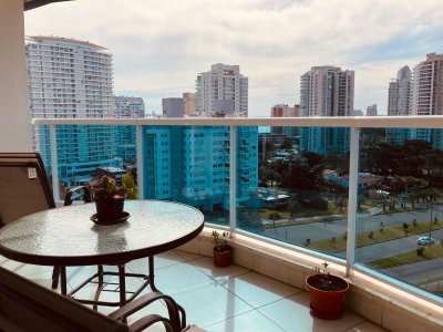 Vendo departamento de 2 dormitorios en Boulevard, cerca del mar y de los servicios