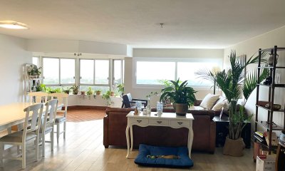 Venta apartamento de 3 dormitorios con vista al mar en Punta del Este