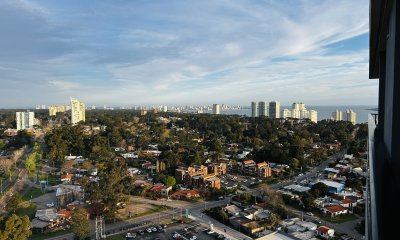 Venta apartamento 2 dormitorios -Roosevelt Punta del Este