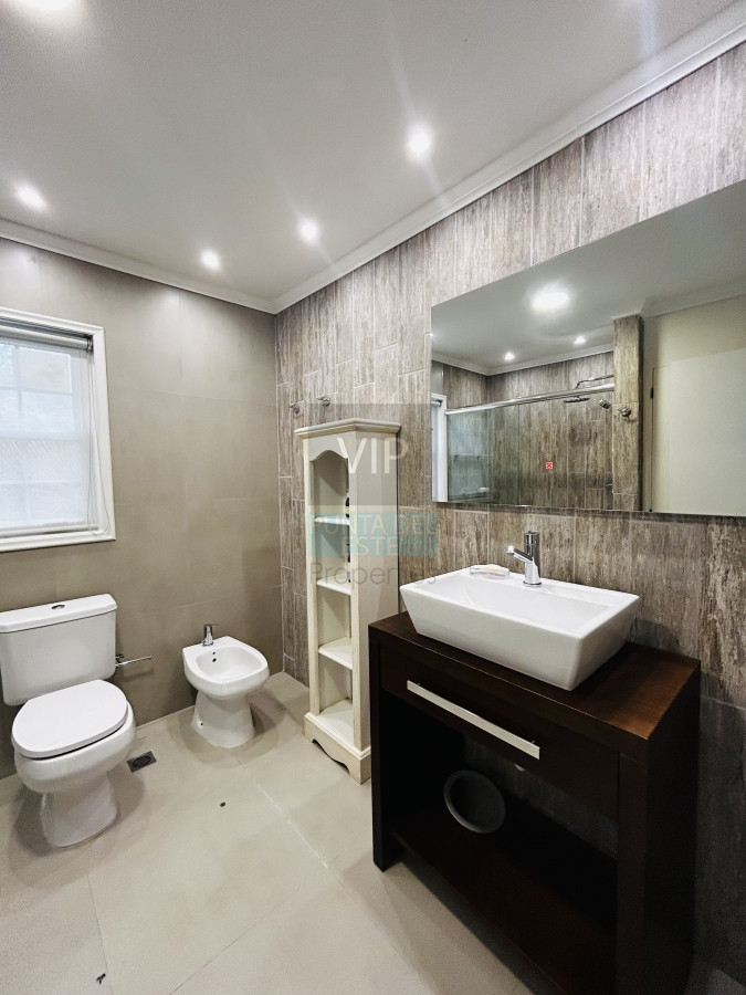 Casa ID.2153 - Casa Venta 3 dormitorios Las cumbres - Punta Ballena