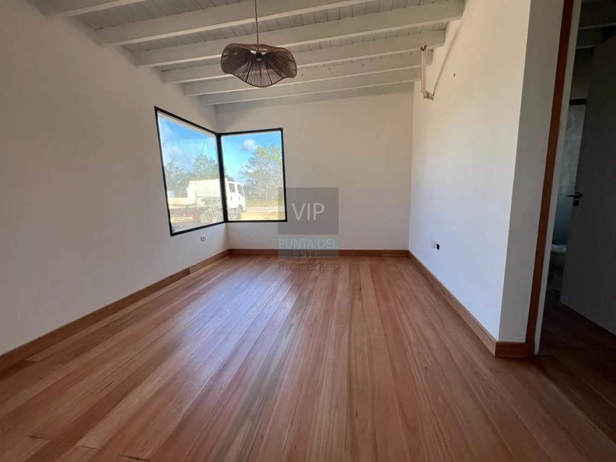 Casa ID.1804 - Venta casa de 4 dormitorios en José Ignacio con piscina