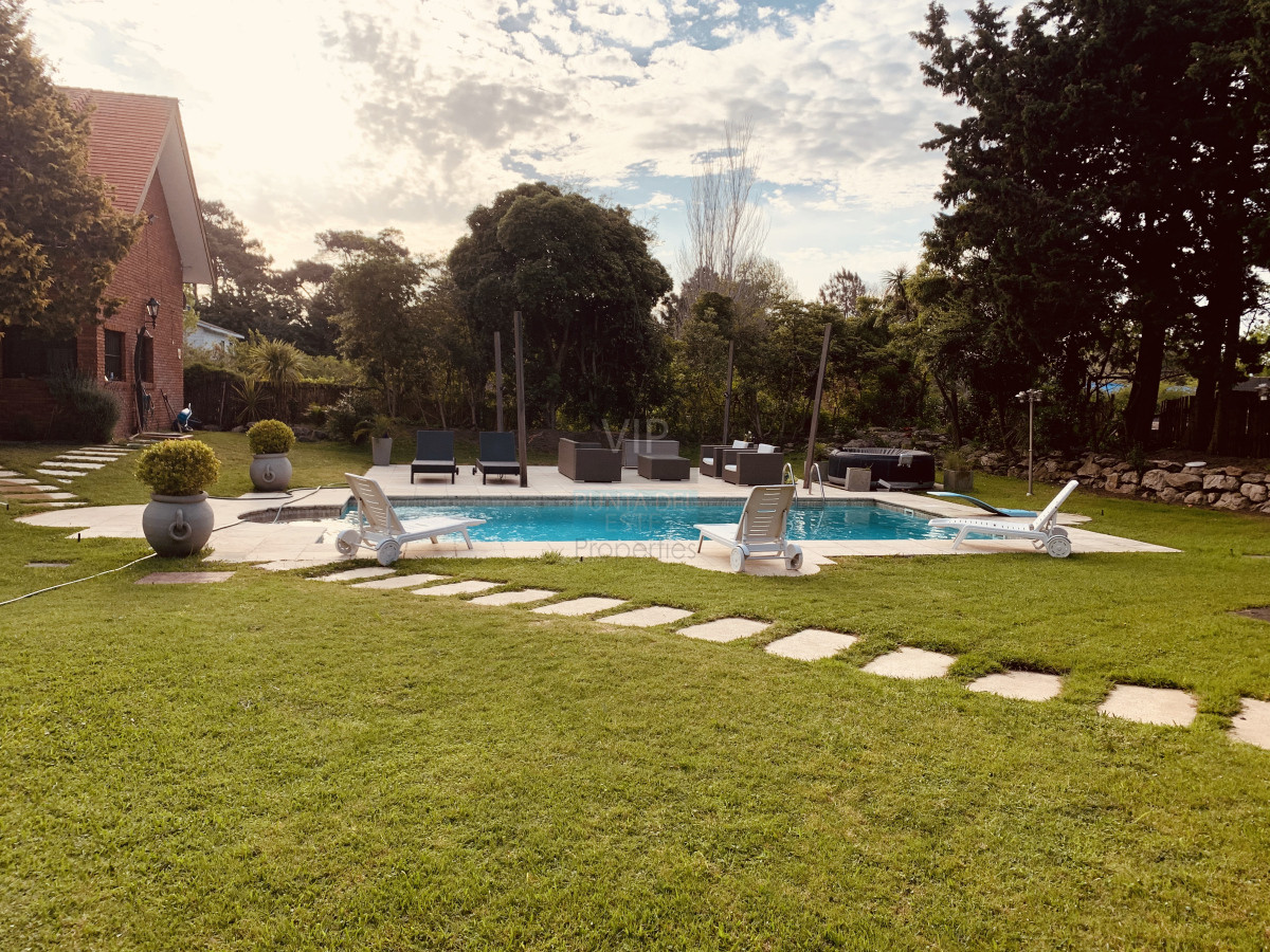 Alquiler temporal casa 4 dormitorios Beverly Hills - Punta del Este
