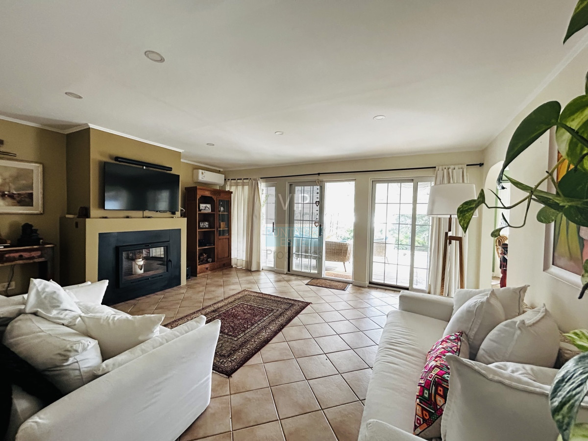 Casa ID.2153 - Casa Venta 3 dormitorios Las cumbres - Punta Ballena