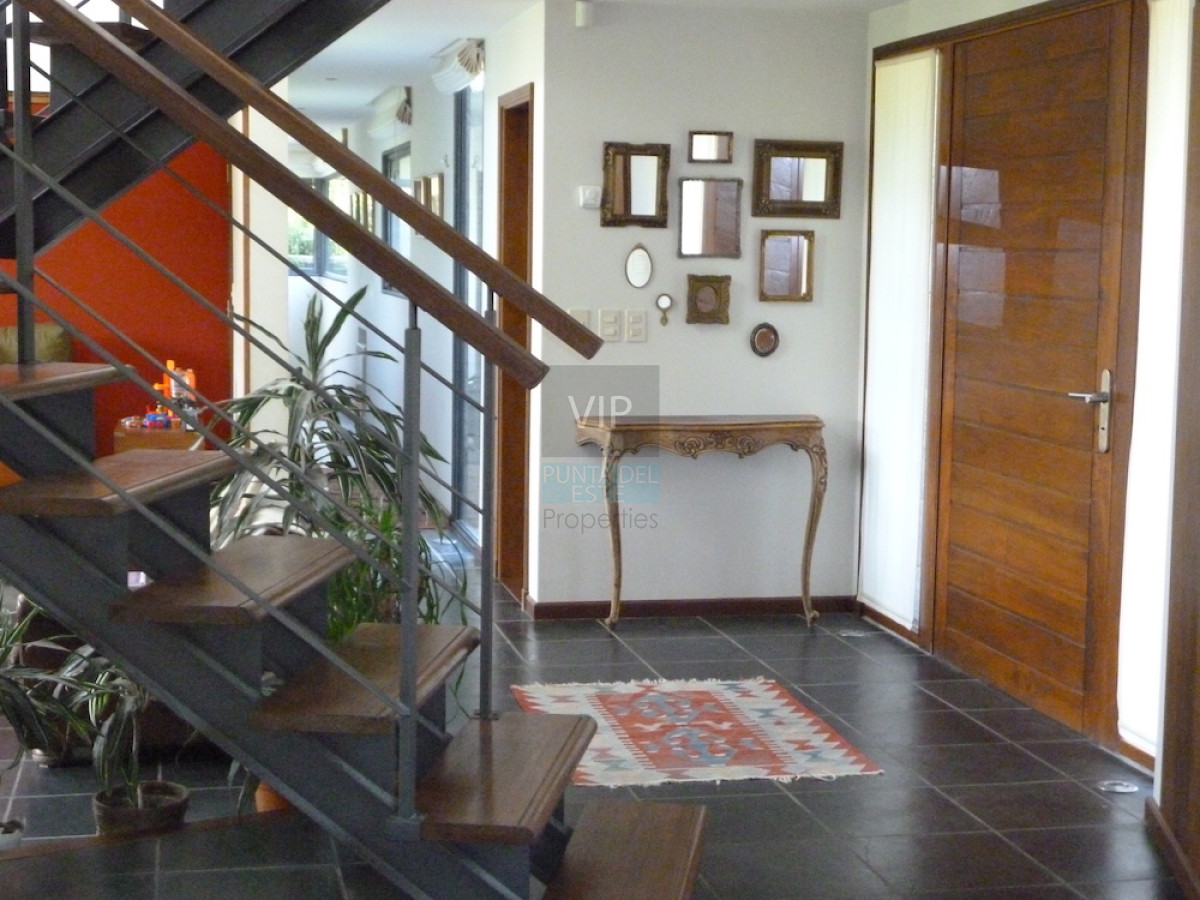 Casa ID.1859 - Venta casa 4 dormitorios Punta del Este