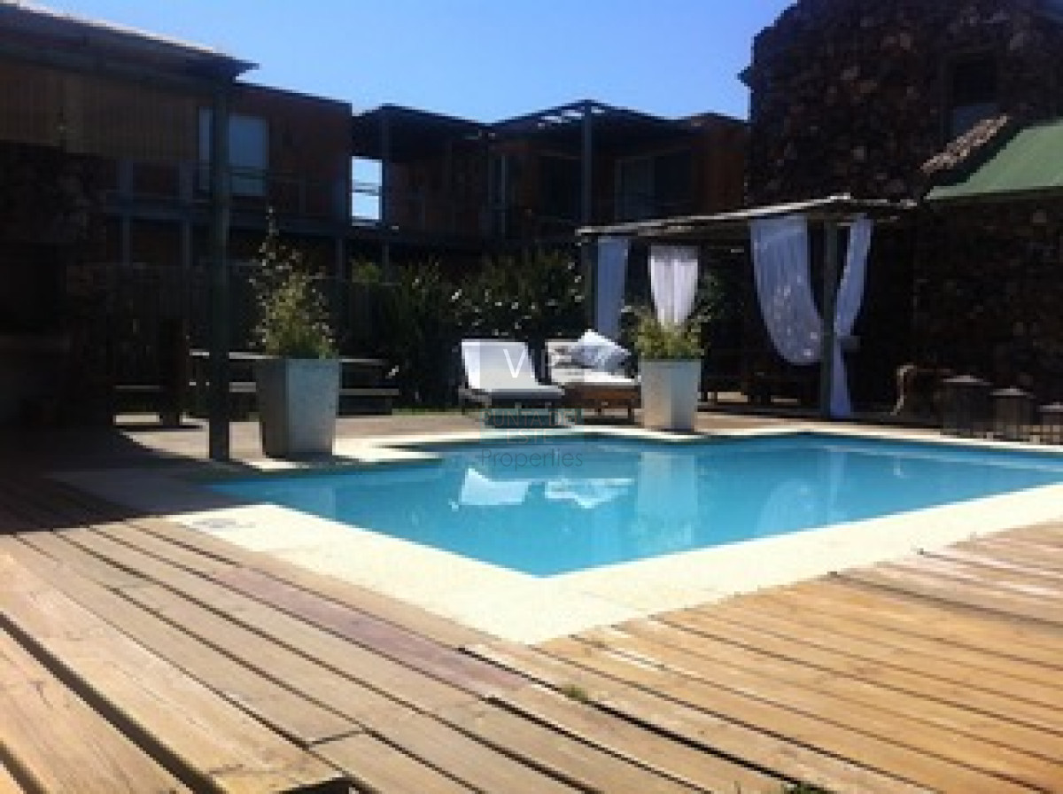 Casa ID.593 - Venta casa 4 dormitorios Punta Piedras