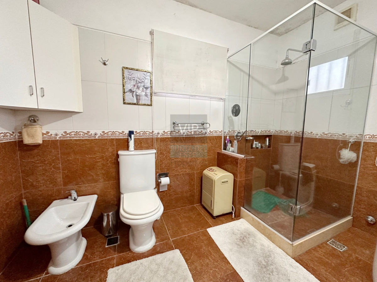 Casa ID.2419 - Casa 4 dormitorios en Playa Mansa