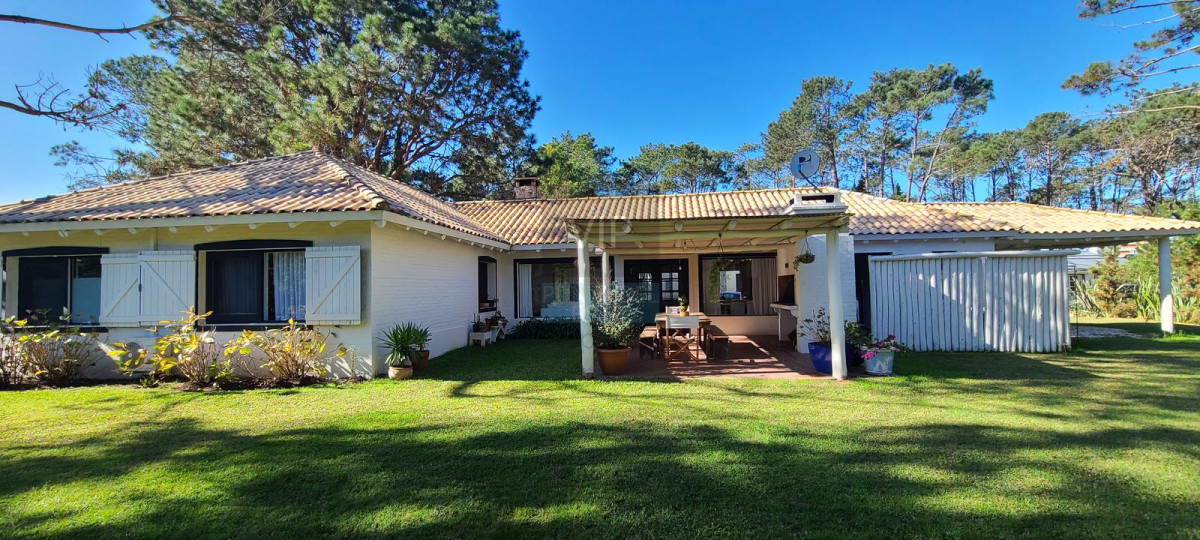 Casa ID.544 - Alquiler casa de 3 dormitorios en Manantiales