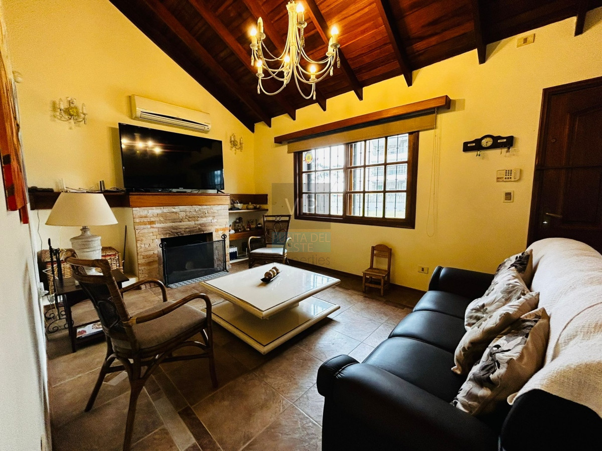Casa ID.1851 - Alquiler casa de 3 dormitorios playa mansa