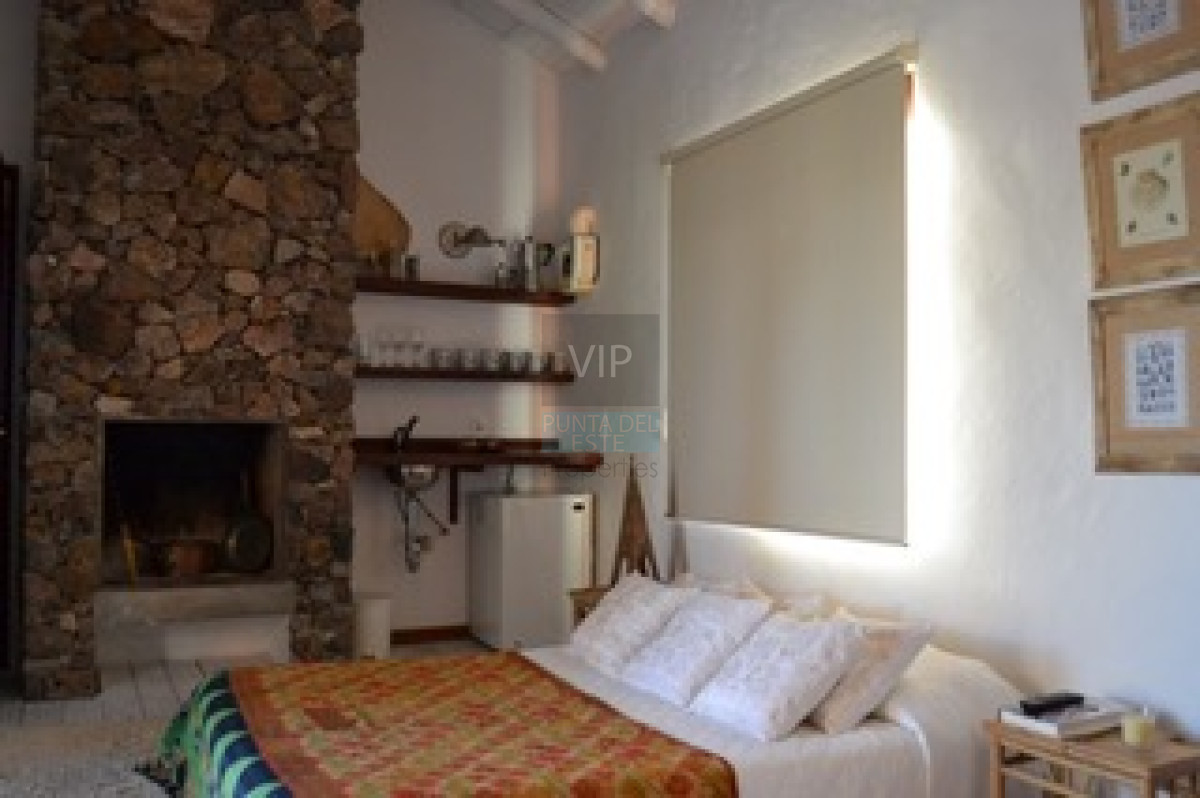 Casa ID.593 - Venta casa 4 dormitorios Punta Piedras