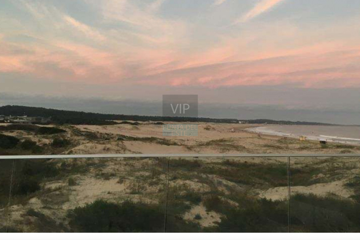 Casa ID.1057 - Venta casa de 4 dormitorios en José Ignacio con vista al mar