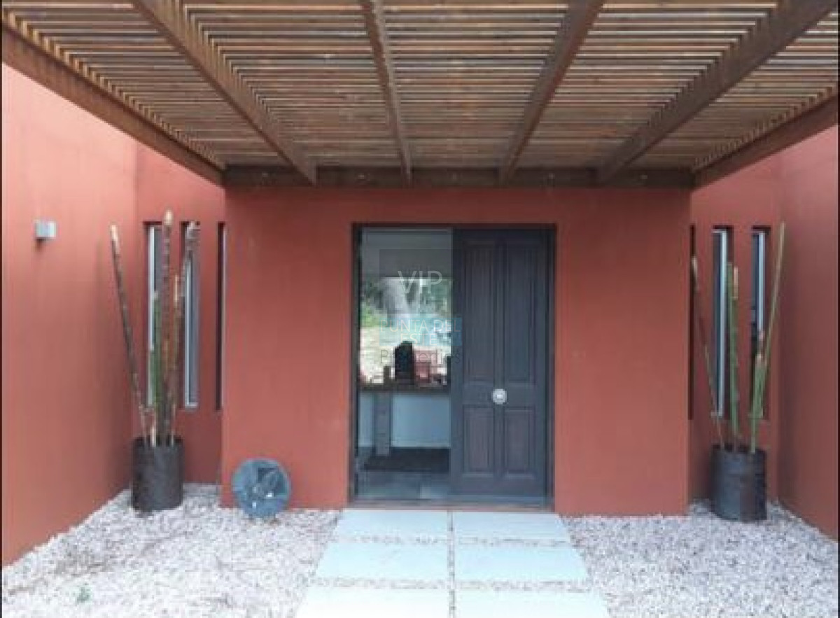 Casa ID.788 - Vendo hermosa propiedad en Montoya de 3 suites con vista al mar