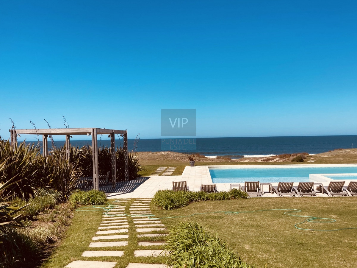 Casa ID.745 - Alquiler Casa 3 dormitorios En Las Garzas - Uruguay