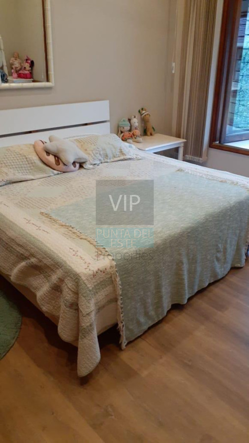 Casa ID.9 - Venta casa de 5 dormitorios en Lugano Punta del Este