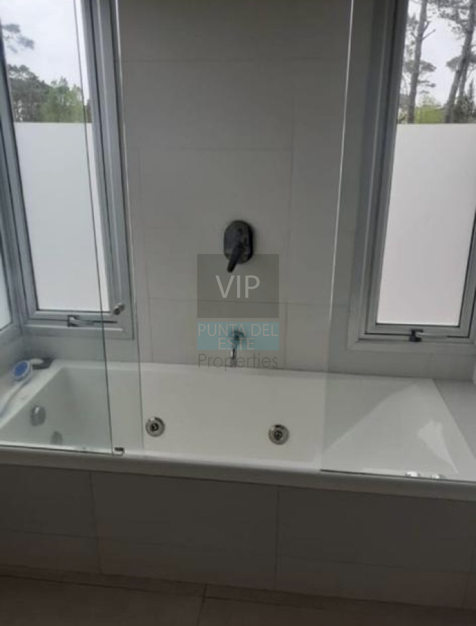 Casa ID.788 - Vendo hermosa propiedad en Montoya de 3 suites con vista al mar