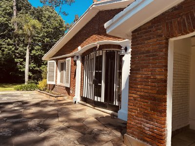 Venta casa 5 dormitorios Playa Mansa