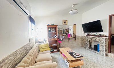 Venta casa de 3 dormitorios centro de Piriapolis