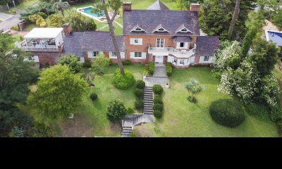 Venta casa de 6 dormitorios en Mansa -  Punta del Este