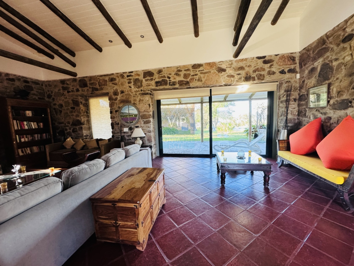 Chacra ID.2229 - Chacra en Venta 5 hectáreas Pueblo Edén con olivos 