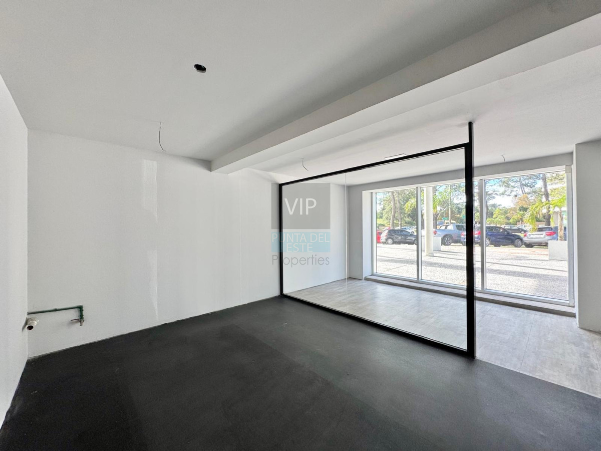 Local Comercial ID.1231 - Local en Roosevelt - Punta del Este