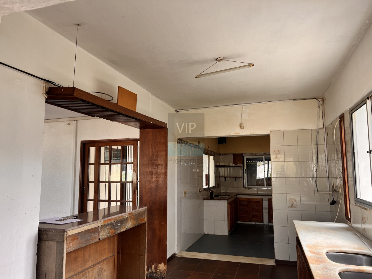 Local Comercial ID.1376 - Venta local en Punta del Este Uruguay
