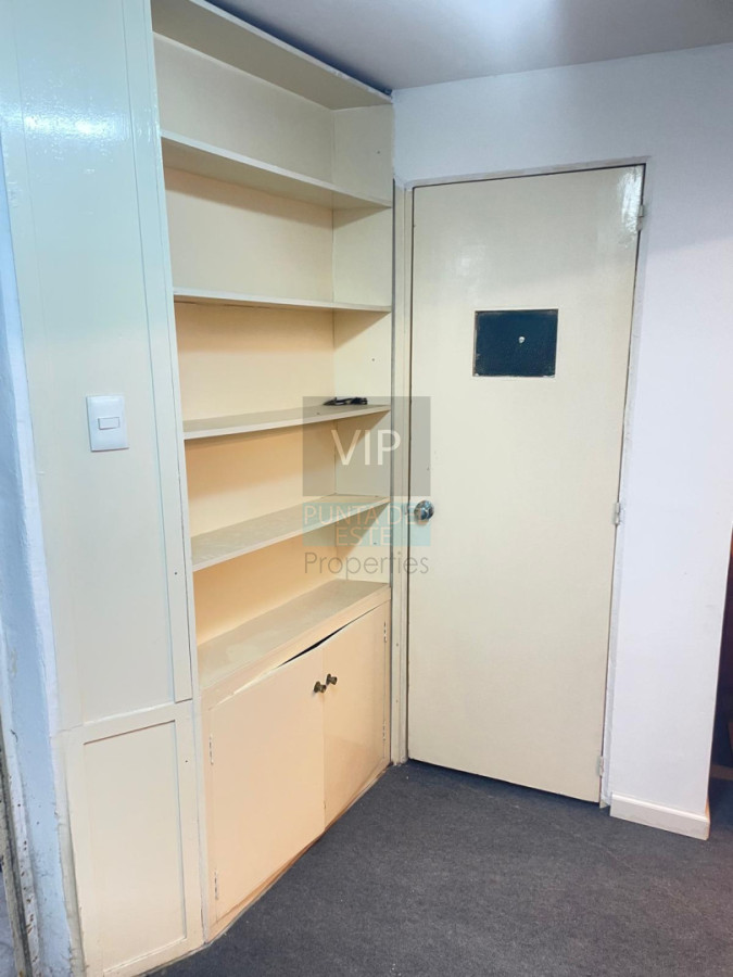 Local Comercial ID.2749 - Venta Local en el centro de Maldonado 