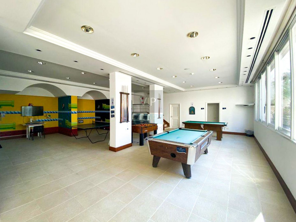 Apartamento ID.2211 - Venta apartamento 3 dormitorios vista al mar Playa Mansa - Punta del Este