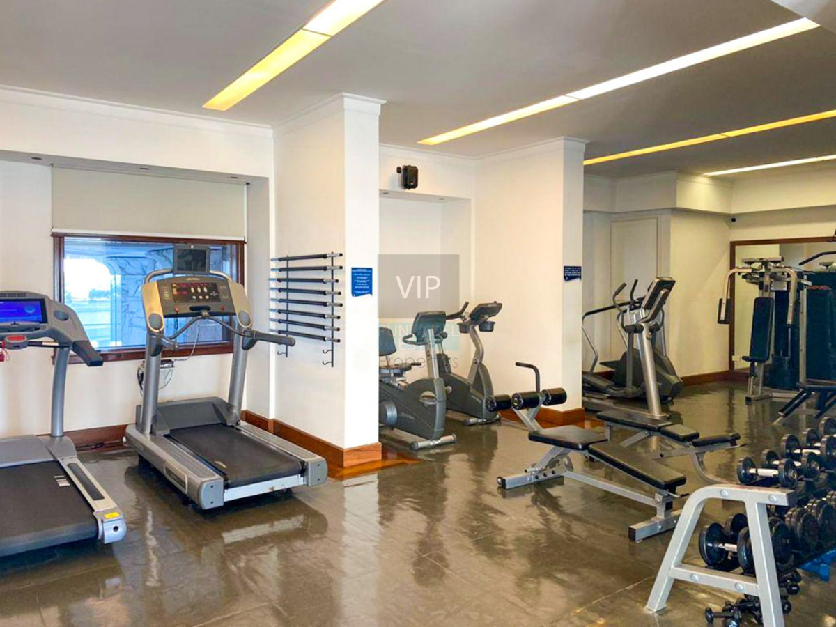 Apartamento ID.2211 - Venta apartamento 3 dormitorios vista al mar Playa Mansa - Punta del Este