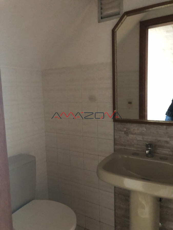 Casa ID.5499 - Casa muy bien ubicada en la mansa, ideal para vivir todo el año
