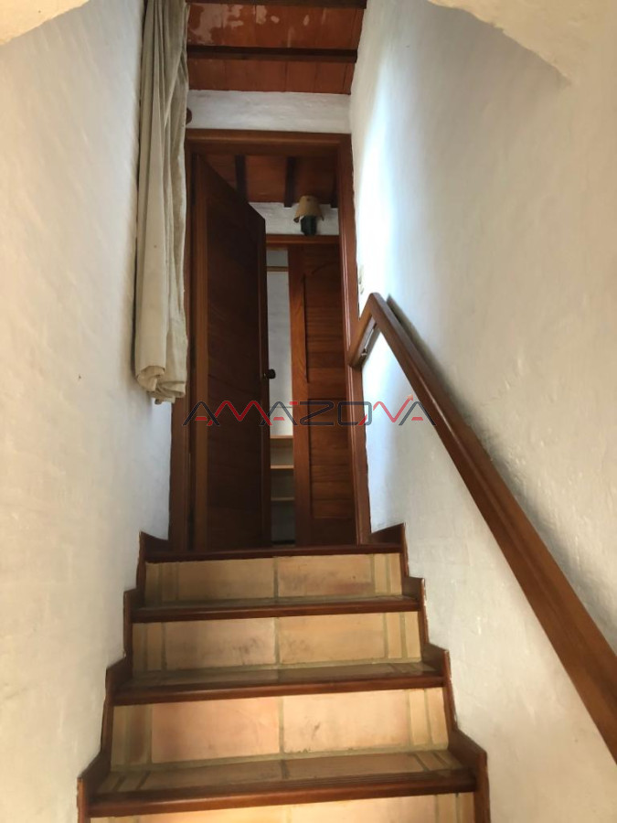 Casa ID.5499 - Casa muy bien ubicada en la mansa, ideal para vivir todo el año