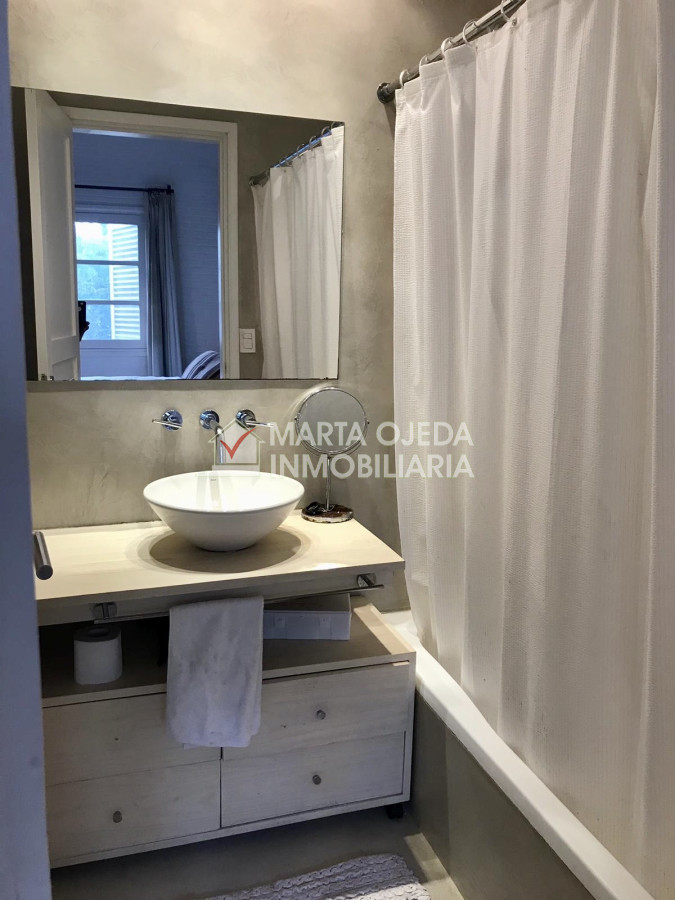 Casa ID.41129 - Muy linda casa en la Mansa con piscina y barbacoa