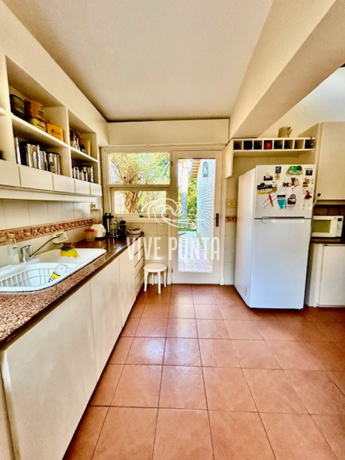 Casa ID.871 - Casa en venta en la Mansa, excelente ubicación 