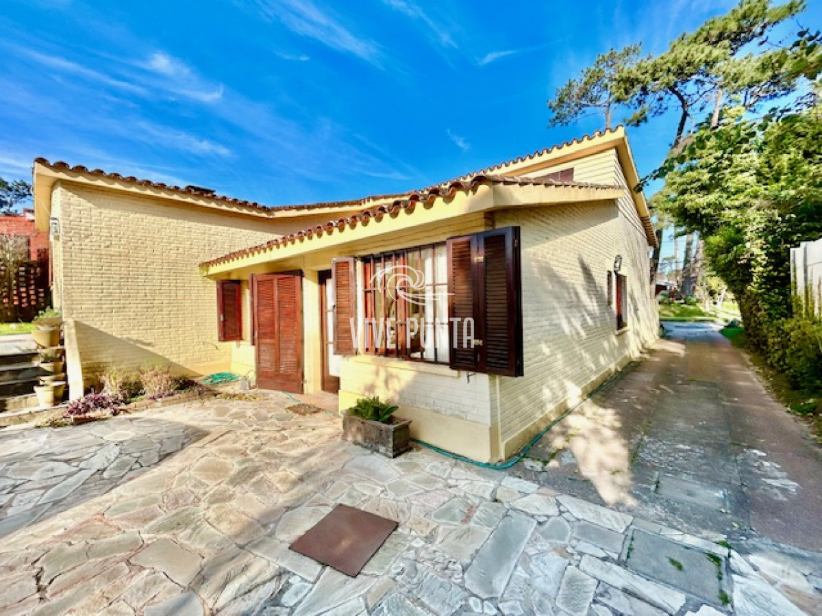Casa ID.871 - Casa en venta en la Mansa, excelente ubicación 