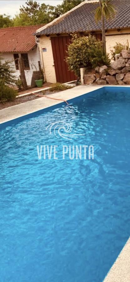 Casa ID.1034 - Casa en Pinares con piscina 