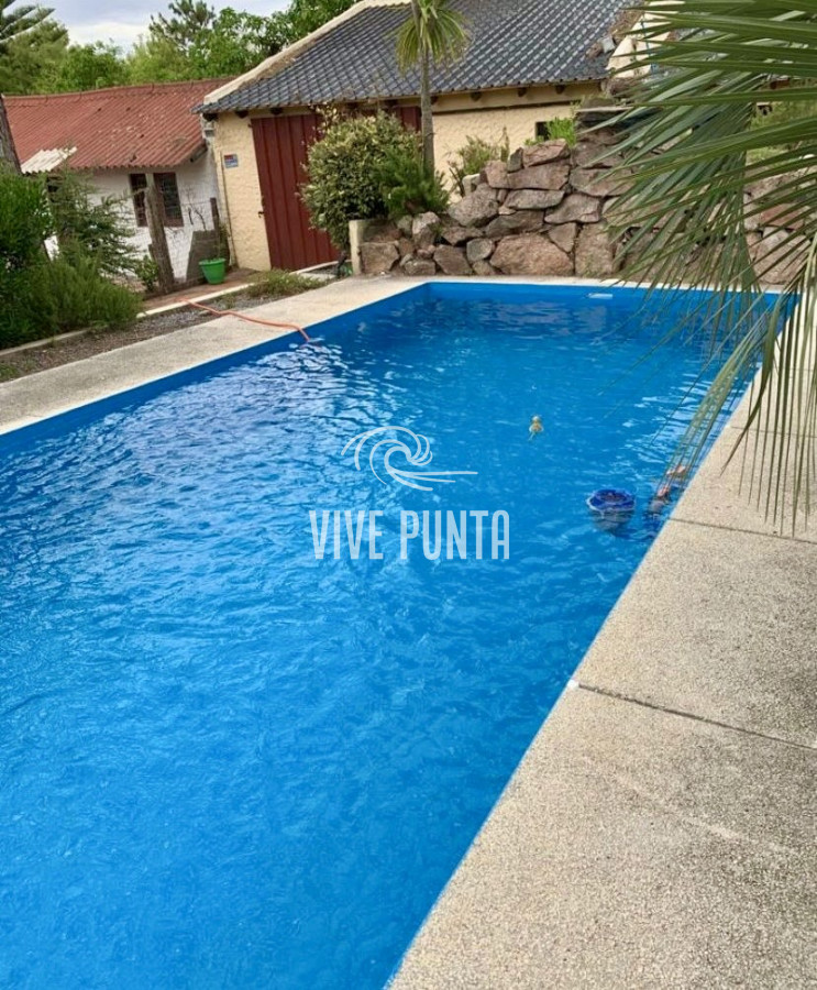 Casa ID.1034 - Casa en Pinares con piscina 