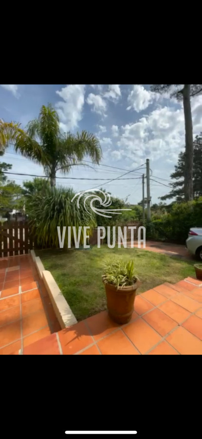 Casa ID.1034 - Casa en Pinares con piscina 